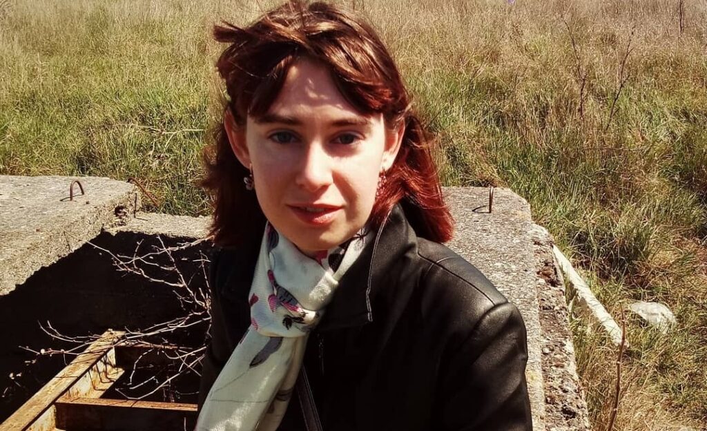 Ориби Каммпирр (Инесса Дрич) - писатель, поэтесса, художник, член союза писателей Республики Крым